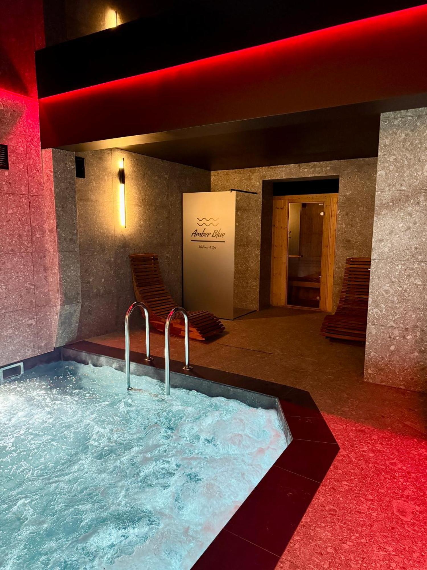 Amber Blue Wellness & Spa (Adults Only) Karwia Exterior foto